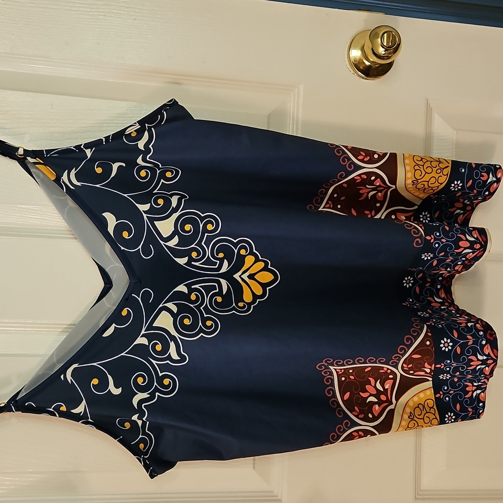 Spaghetti Strap Top, Size Large - Picture 5 of 7